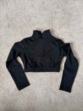 Girls Black Long-Sleeve Cropped Top with Mock Neck